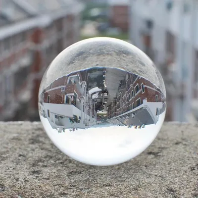 Boule de cristal transparente en verre
